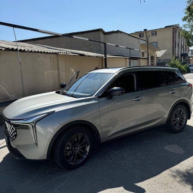 Bestune T55 Sotiladi