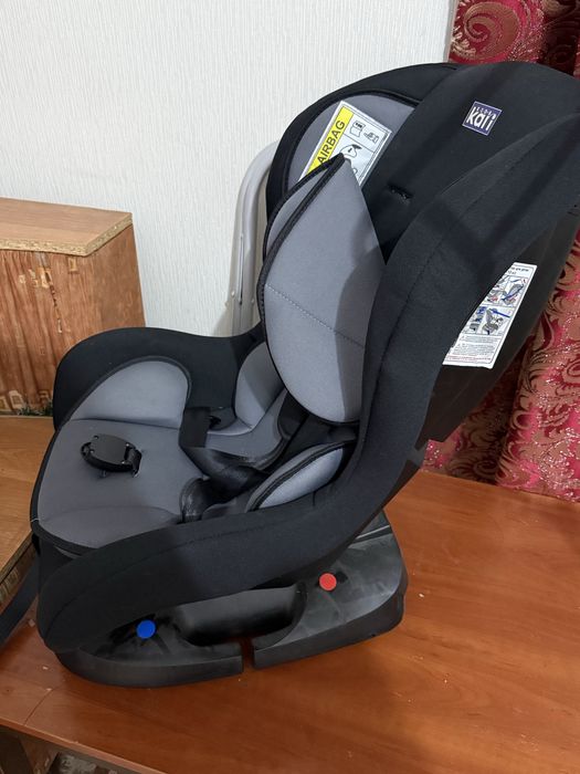 Продам автокресло