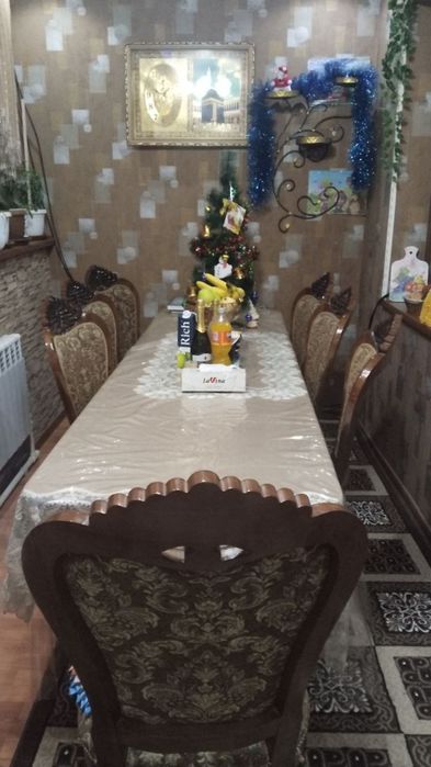 Продаётся стол  стулья