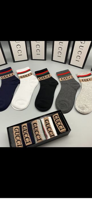 Șosete Gucci model 2026(prețul este ptr o pereche)