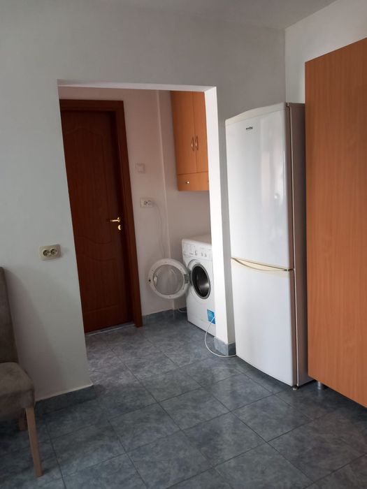 Apartament de închiriat