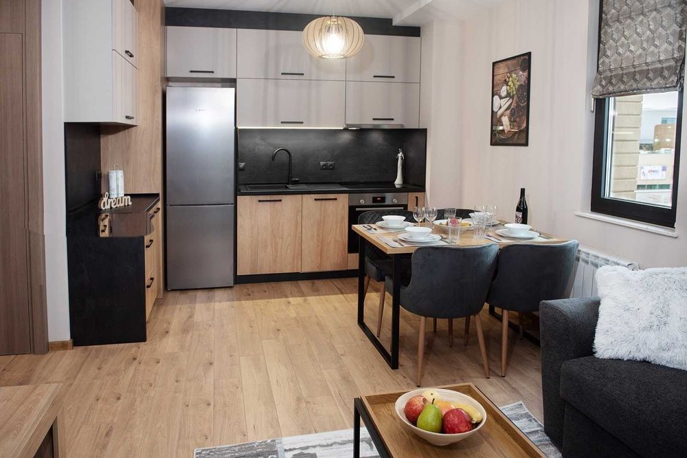 Дава се под наем Двустаен апартамент в София, Кръстова вада - 62 кв.м за 800 € - Снимка #2