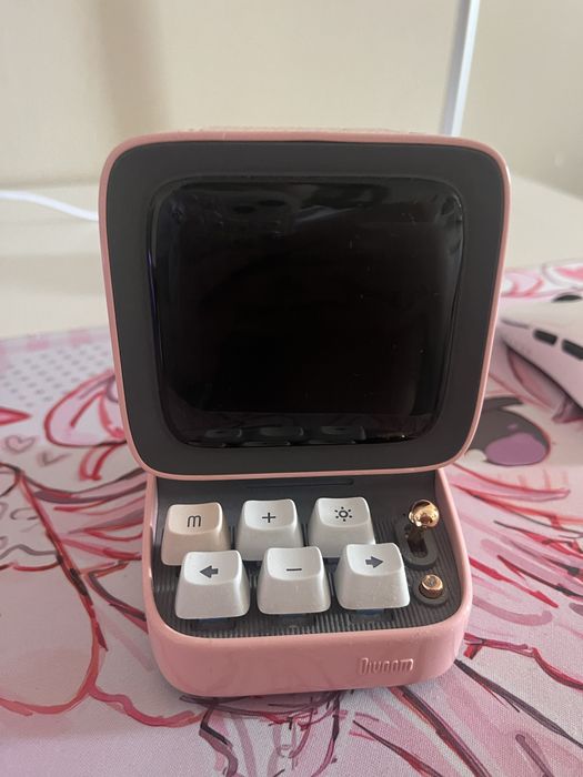 колонка с дисплеем Divoom