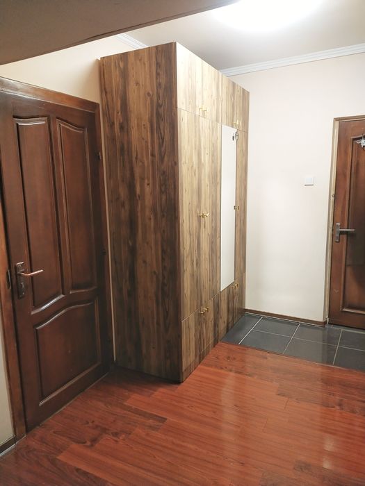 4 мкр, 2 этаж, 82.7 м²