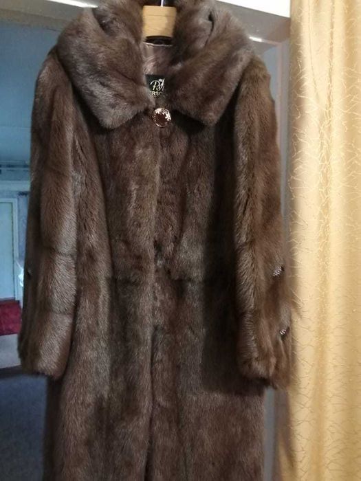 Продам норковую шубу