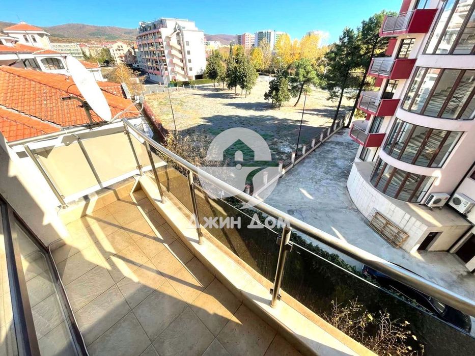 Продава се Тристаен апартамент в к.к. Слънчев бряг - 105 кв.м за 1000 €/кв.м - Снимка #6