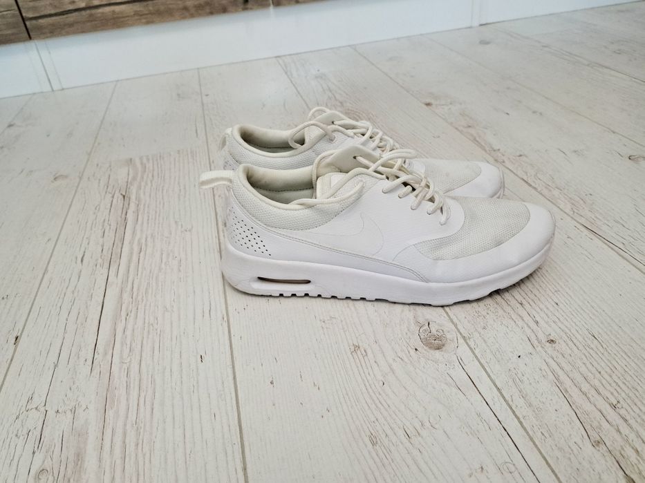 Nike Thea-Ориг.маратонки