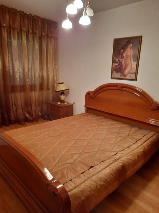 Продава се Тристаен апартамент в Пазарджик, Идеален център - 105 кв.м за 1429 €/кв.м - Снимка #10
