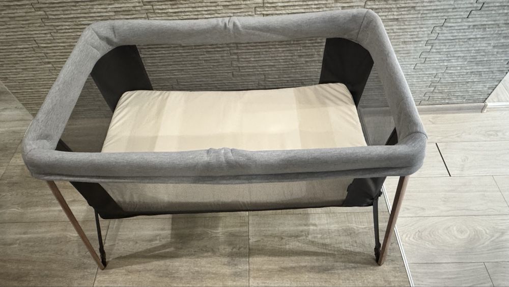 Maxi-Cosi Сгъваема бебешка кошара Iris - Essential Graphite