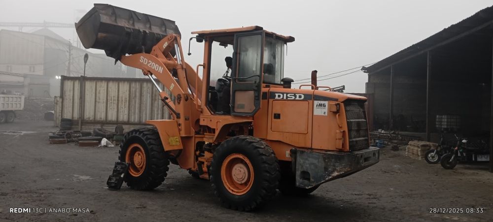 Pogruzchik qattiq ishlamagan