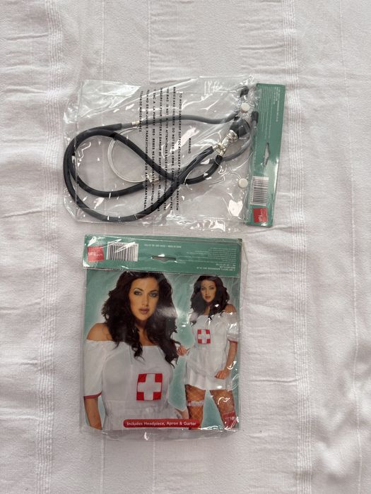 Costum Halloween , asistentă sexy , S/M