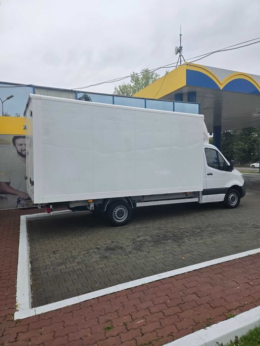 Inchiriere dube fara sofer volume mari / rent a car- national & Europa