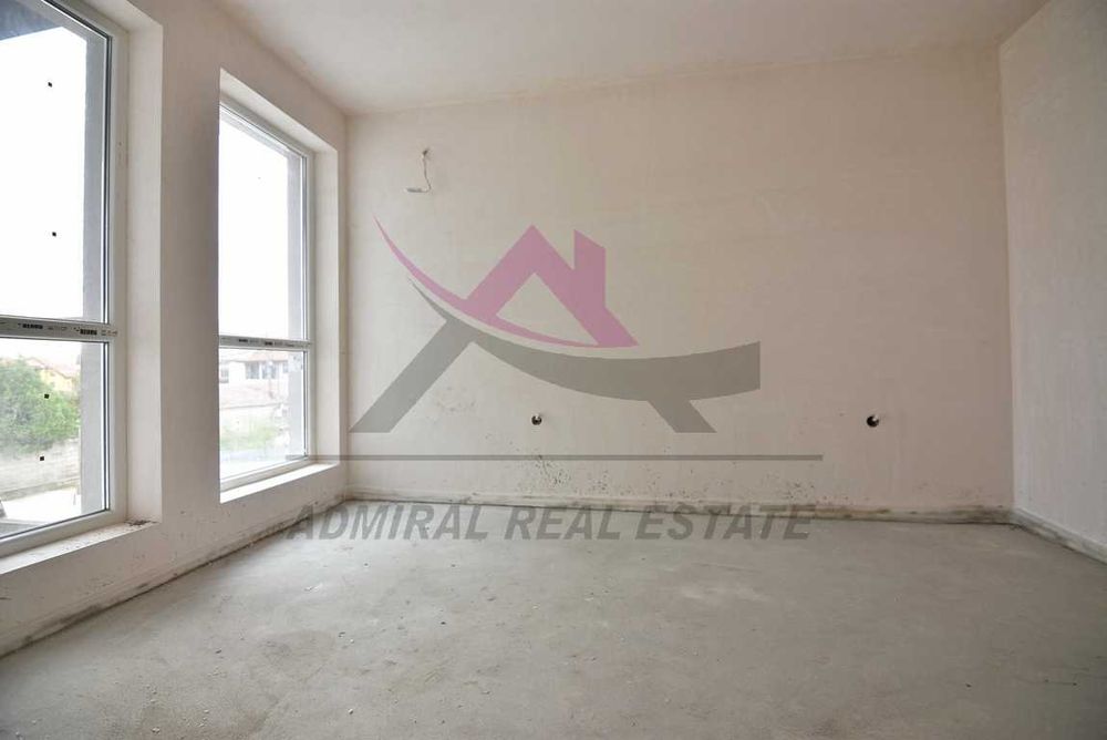 Продава се Двустаен апартамент в Варна, Възраждане 3 - 68 кв.м за 1670 €/кв.м - Снимка #1