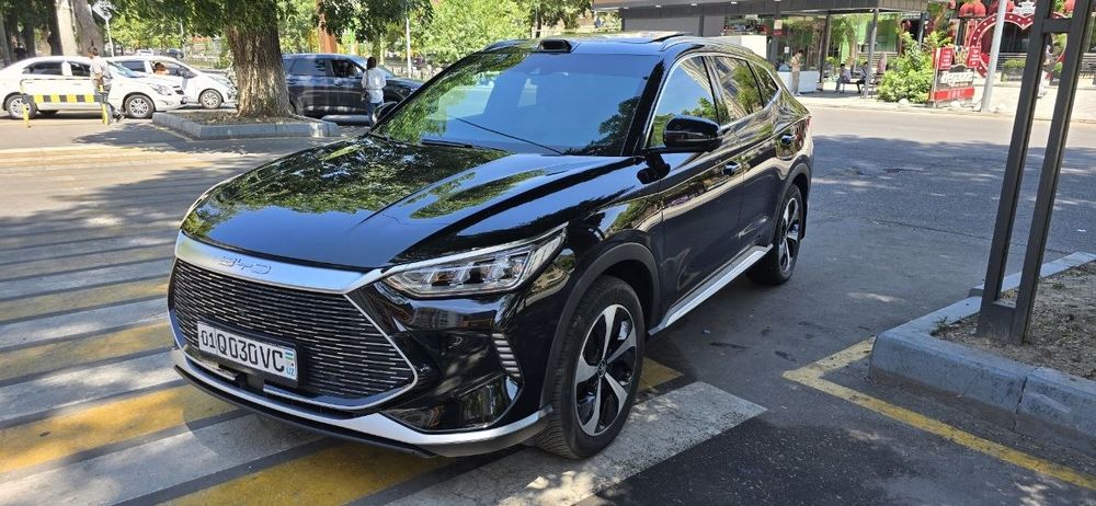 BYD Song plus 2022  qora flagship 505km toza elektr