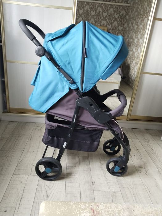 Продам коляску новая.