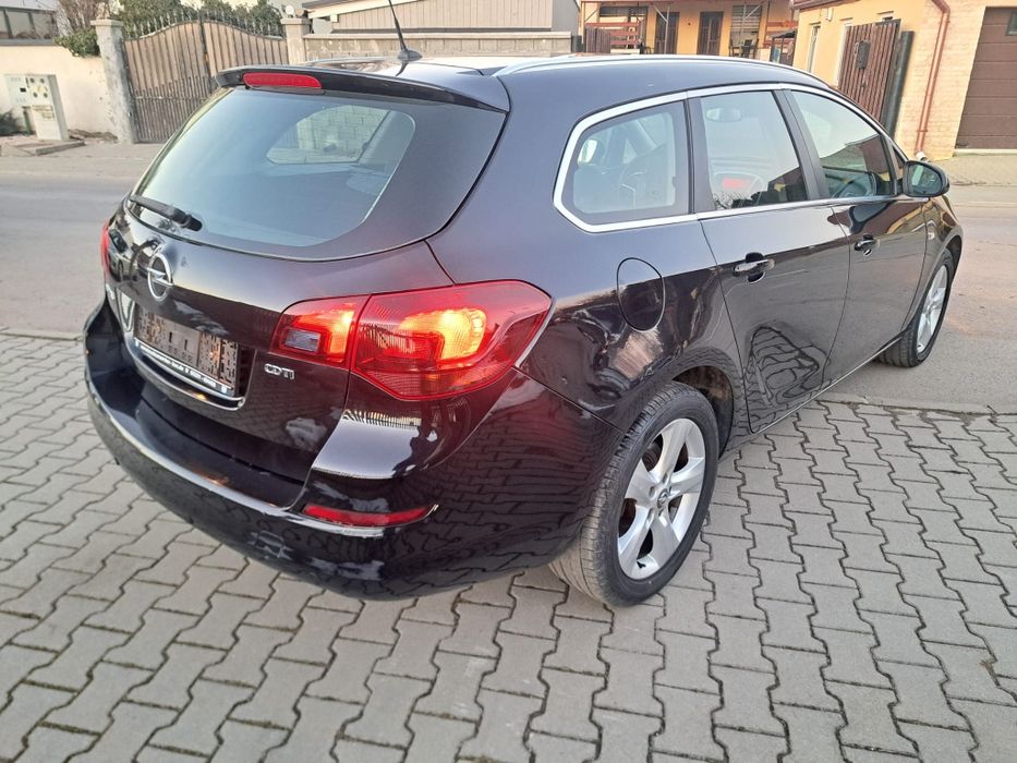Opel Astra J  1.7 CDTI