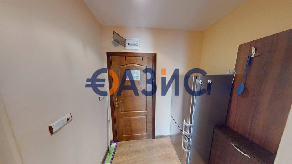 Продава се Двустаен апартамент в к.к. Слънчев бряг - 67 кв.м за 1120 €/кв.м - Снимка #10