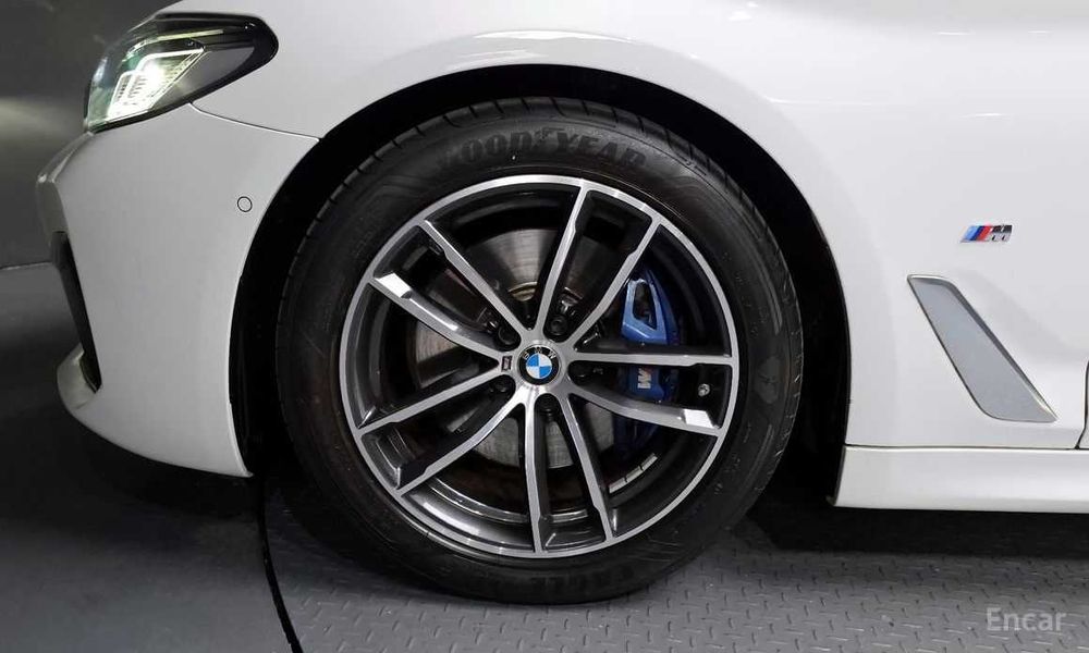 BMW 5-Series 520i M Sport