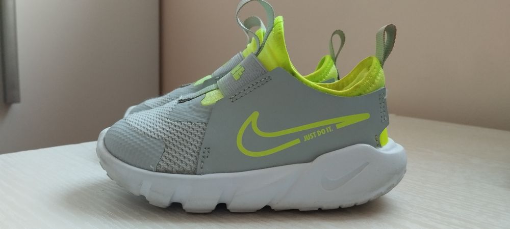Pantofi sport adidasi Nike copii flex runner 2 marimea 23.5