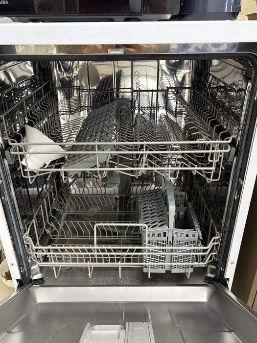 Masina spalat vase noua