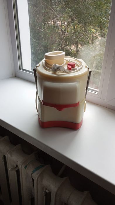 Продам соковыжималку