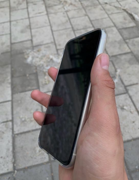 IPHONE 11 Идеальном состоянии