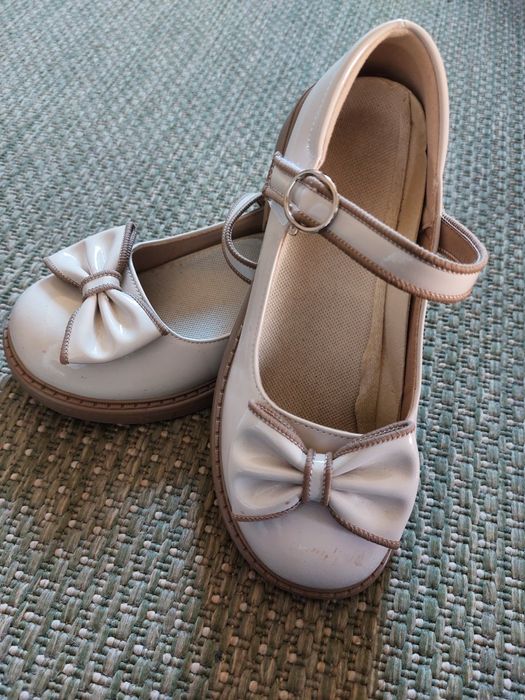 Sandale fete ,marimea 35