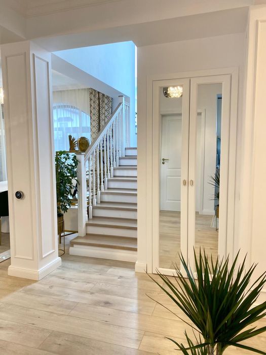 Trepte si scari din lemn masiv