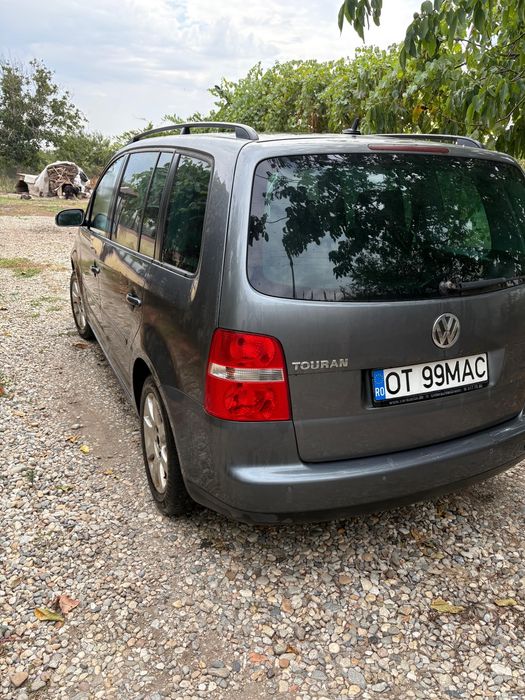 VOLKSWAGEN Touran 2006 — imagine 4