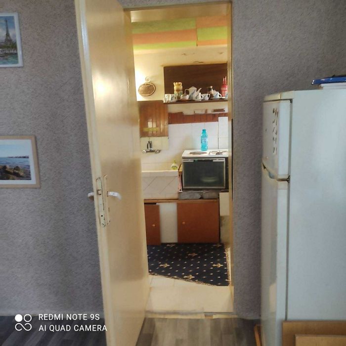 Отдавам под наем самостоятелна къща в центъра на гр Русе. Между Халите и хотел Рига