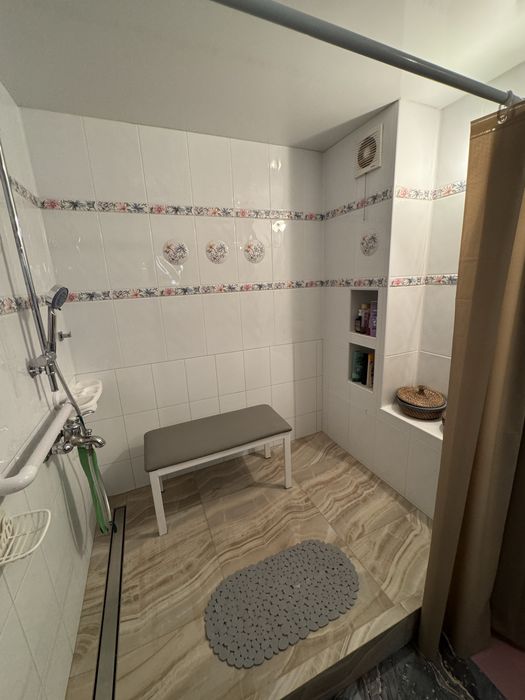 Продам 2 дома на одном участке