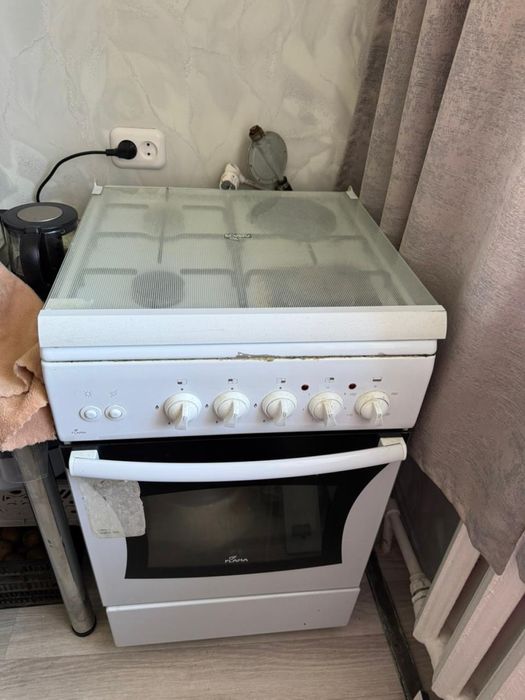Продам газовую плиту с балоном