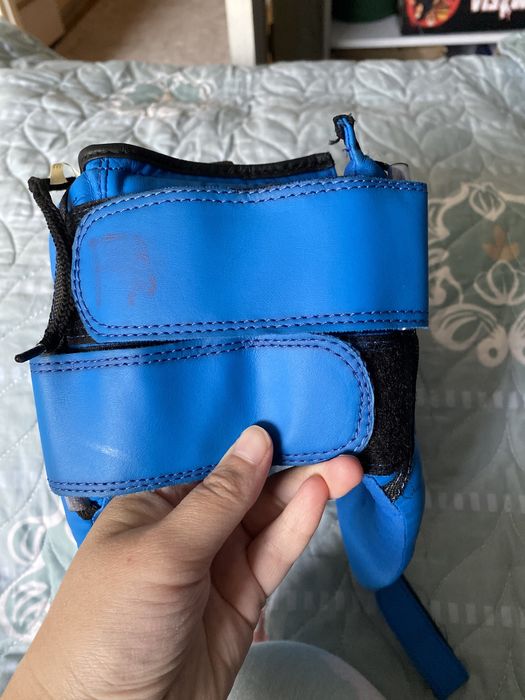 Шлем Адидас, продается