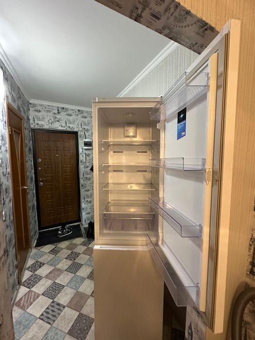 Продам холодильник Beko