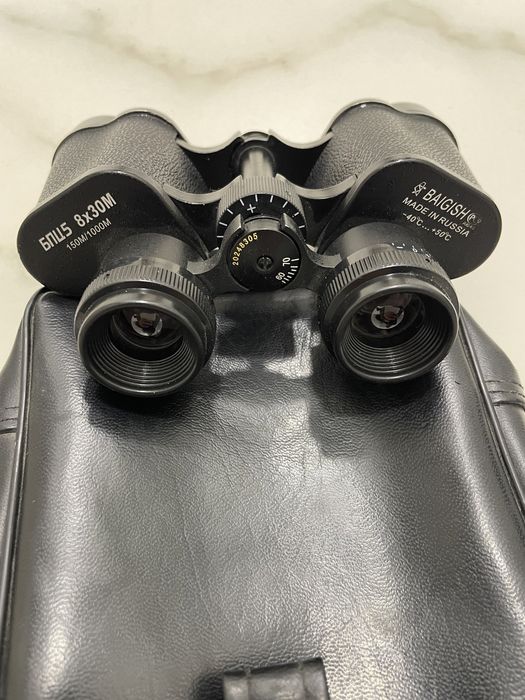 Бинокль в отличном состоянии