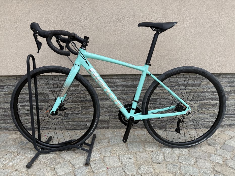 Чисто нов!Шосеен велосипед Bianchi Via Nirone 7 размер: 28/47см