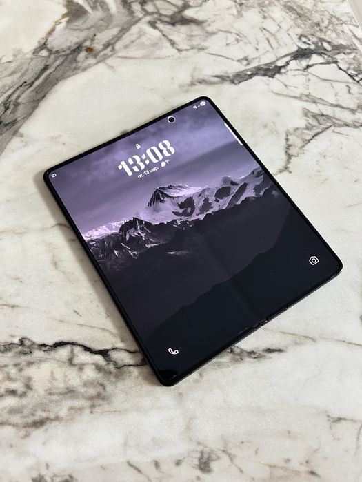 Продам Samsung Fold 5 1TB