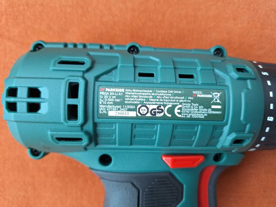 Bormasina - Masina de insurubat si  gaurit Parkside cu acum+ incarc