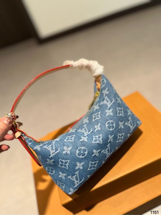 Geanta Louis Vuitton denim si piele naturala pe stoc si pe comanda