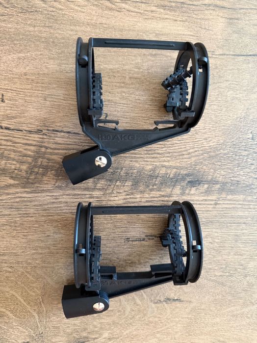 AKG H30 държач за микрофон/пушка 2 бр