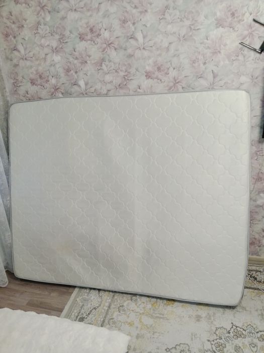 Продам матрас 160*200