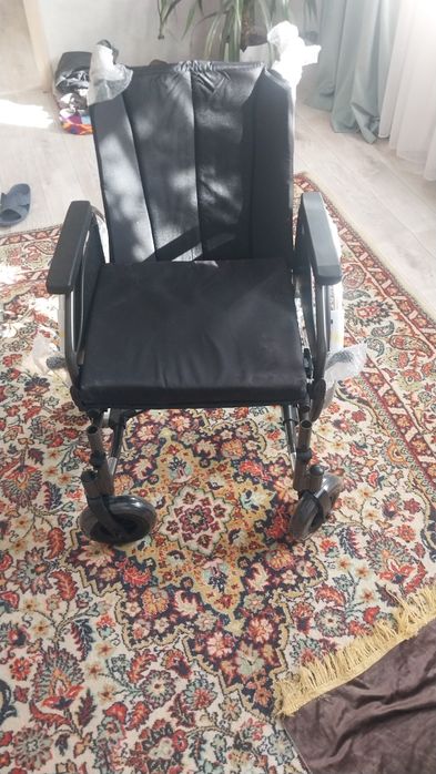 Продам Инвалидную коляску