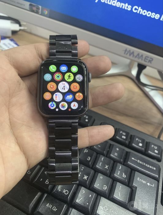 Apple watch 5 series