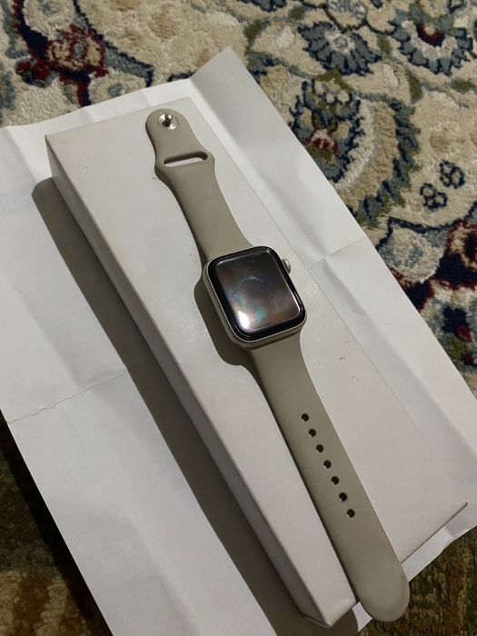 Apple Watch SE срочна сатлады