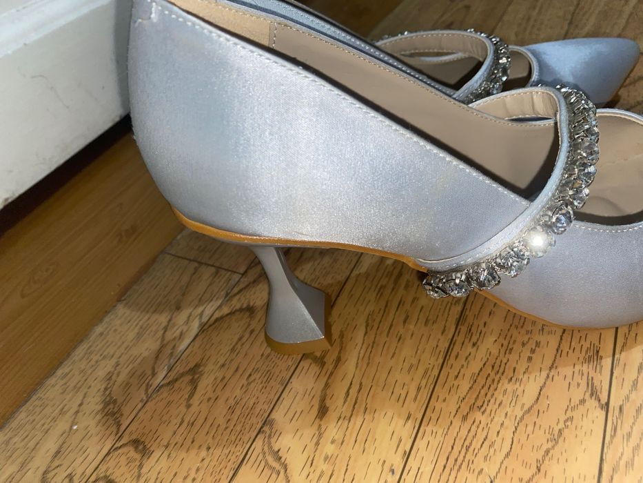 Обувь на каблуке