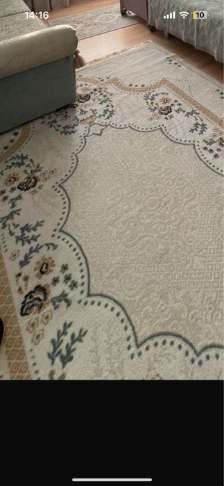 Продам Ковер в хорошем состоянии