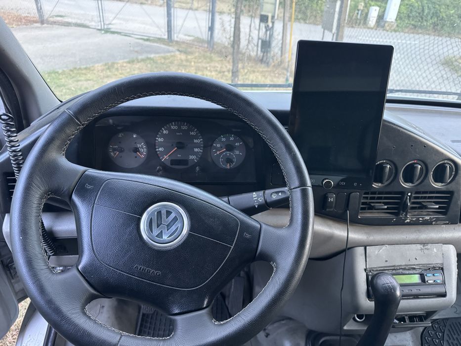Vând Autoutilitară Volkswagen LT 35 2.5 TDI – Prelată și Cușetă Omologată