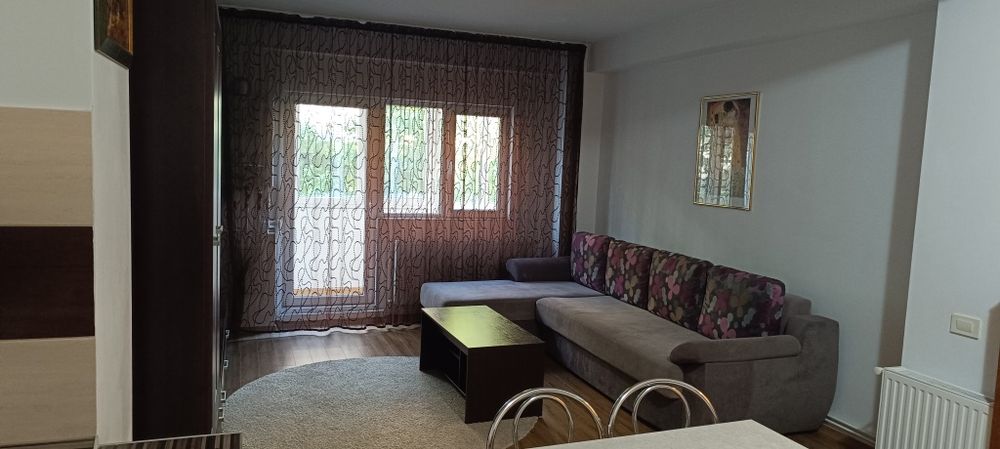 Vand/Schimb apartament 2 camere Rezervelor 72 in primul rand de blocuri — fotografia 1