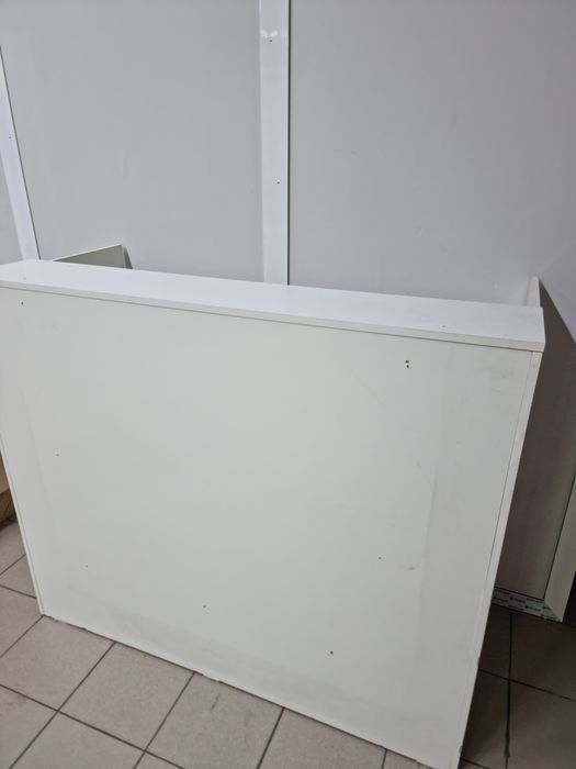Продам Стол  Ресепшн
