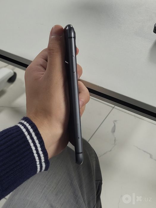 iPhone 11 64 GB arzon